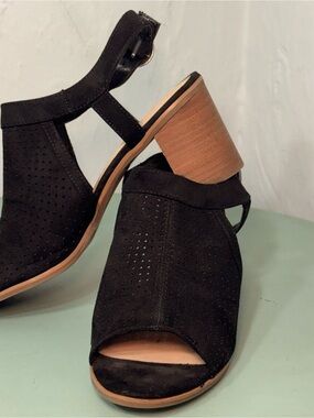 Xappeal Black Slingback Sandals Open Toe Ankle Strap Buckle Synthetic US 6